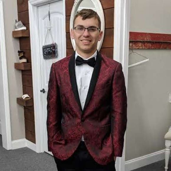 Meet your Posher, Bradley - Picture 1 of 1
